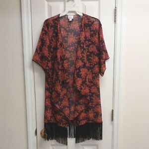 ⭐️5/$25 SALE LuLa Roe Floral Kimono with Fringe Size S NWOT